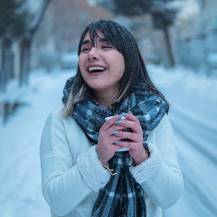 Jordan Kim, Client Relations Director, discussing corporate gifting strategy with business clients